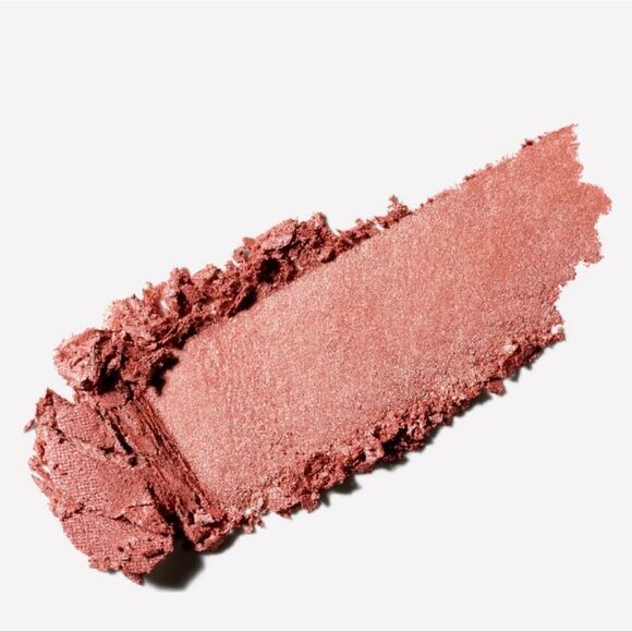 MAC Eyeshadow in Expensive Pink in Velux Pearl Finish - Picture 3 of 14